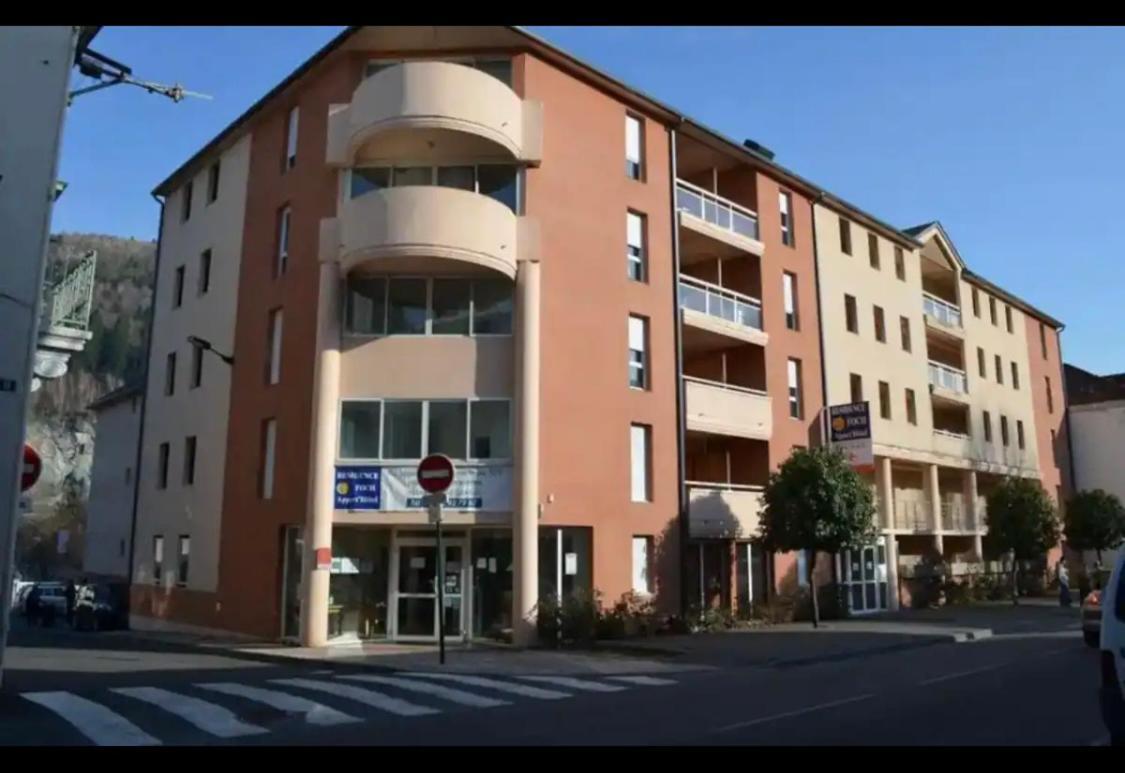 Agreable Lourdes